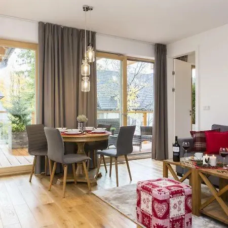 Pod Giewontem Διαμέρισμα *