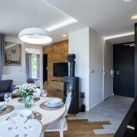 Pod Giewontem Διαμέρισμα *