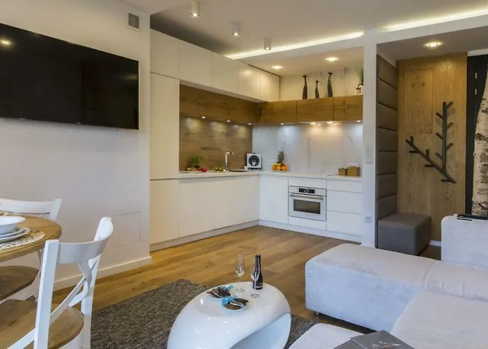 Pod Giewontem * زاكوباني